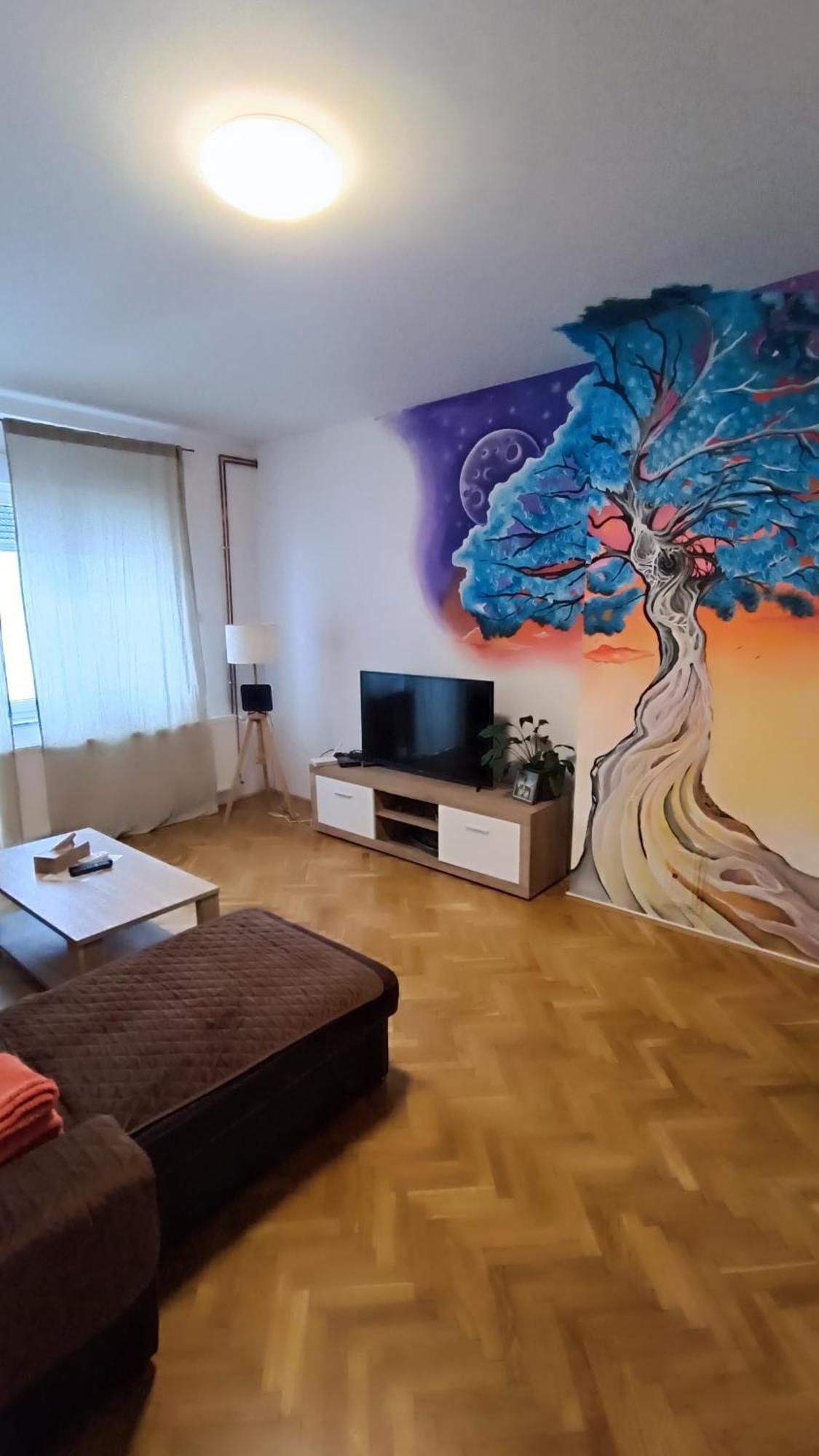 Moon Tree *** Apartment Varazdin Ngoại thất bức ảnh